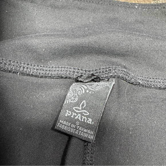 Prana Crop Black Active Legging size Small - Picture 5 of 8